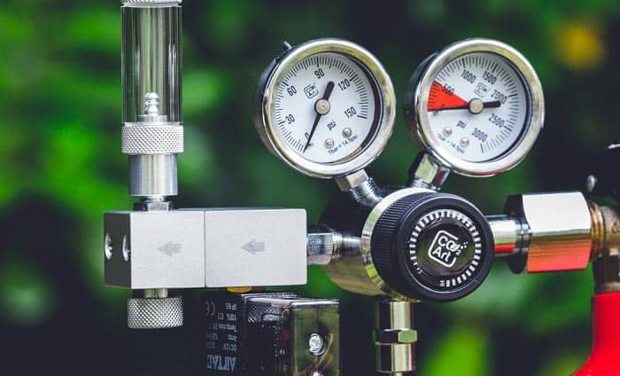 aquarium-co2-regulator-with-solenoid