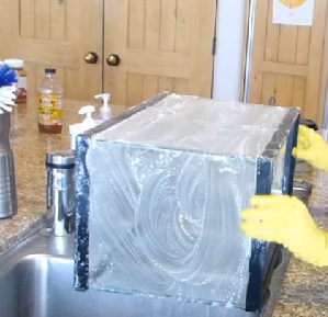 remove-limescale-from-a-fish-tank