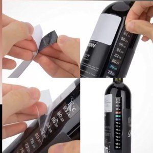 read-temperature-strip-on-fish-tank